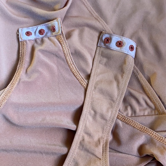 BCBGeneration Surplice V-neck Front Tie Bodysuit - Picture 8 of 8